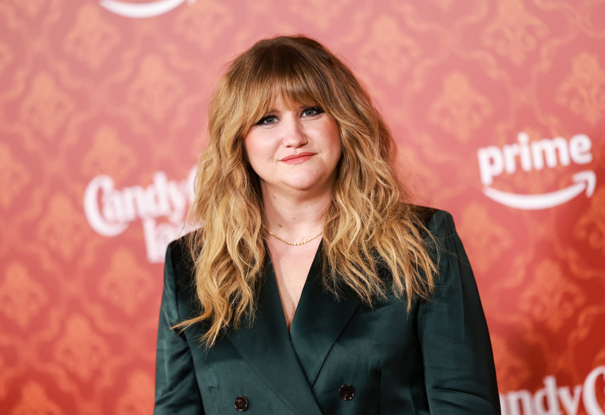 Découvrez les histoires de Jillian Bell dans Candy Cane Lane sur Prime Video