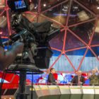 Israeli TV sketch show brandishes satire as weapon in Hamas war – POLITICO