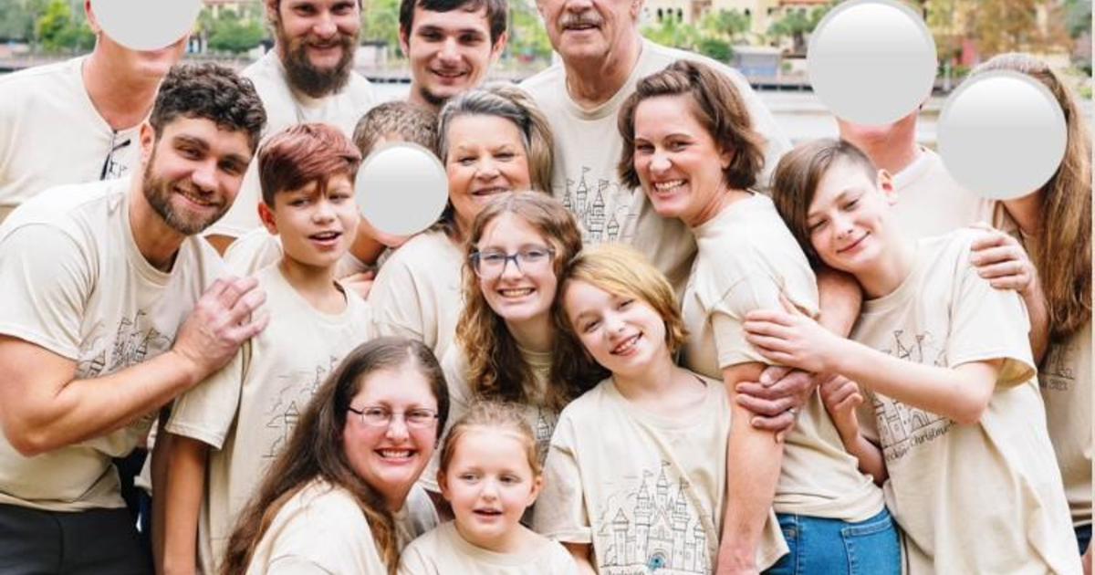 Erreur coûteuse : Une famille de l’Illinois achète par accident $13,000 de cartes-cadeaux Disney+ pour les vacances familiales