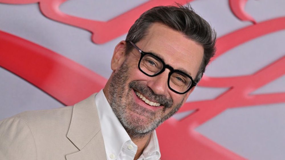 Jon Hamm au casting et producteur exécutif de “Your Friends and Neighbors” sur Apple TV+