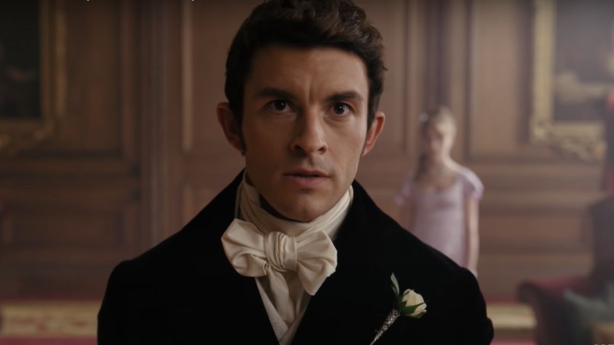 Jonathan Bailey de Bridgerton harcelé dans un café à DC pour ses positions LGBTQ+