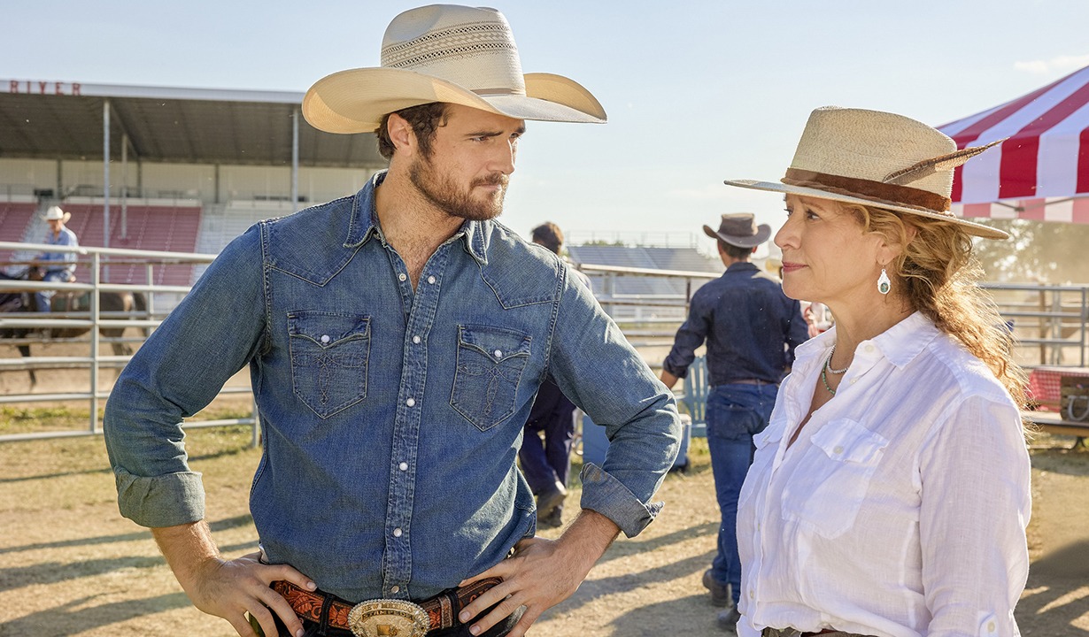 La CW diffusera Ride, un drame western annulé avec Nancy Travis – des séries renouvelées et annulées, classements