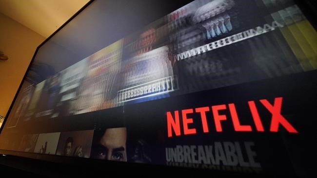 La hausse des prix et la réduction des bibliothèques : l’impact du streaming TV au Canada