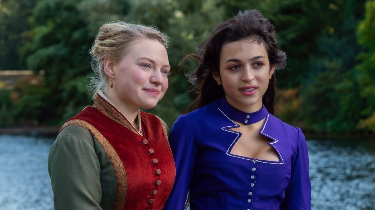 Les actrices de Buccaneers veulent plus de joie pour l’amour dans la saison 2.