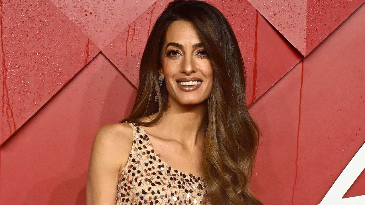 Les tenues éblouissantes des célébrités aux Fashion Awards 2023