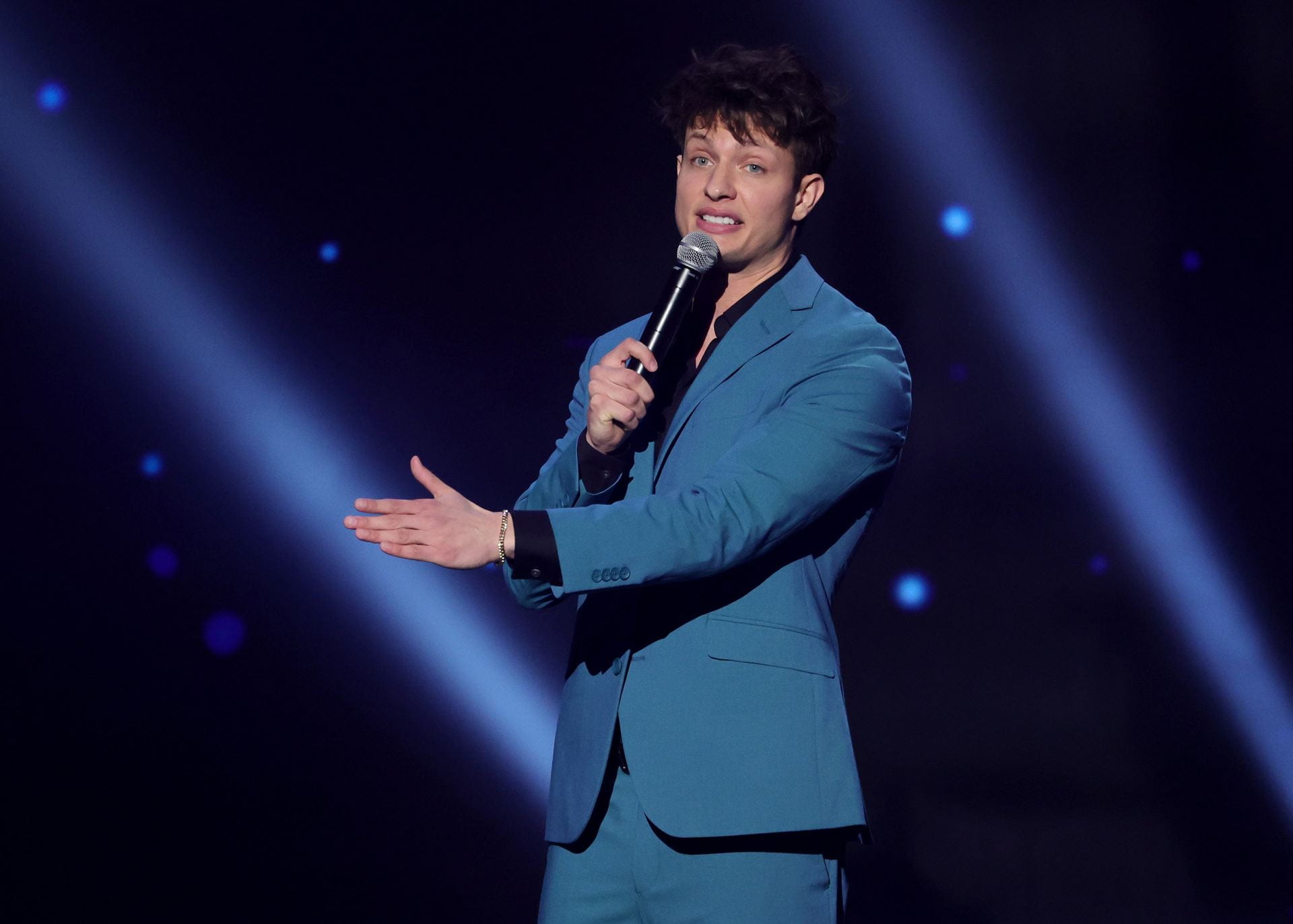 Matt Rife suscite des conversations sur la comédie et la culture de l’annulation après sa spéciale Netflix