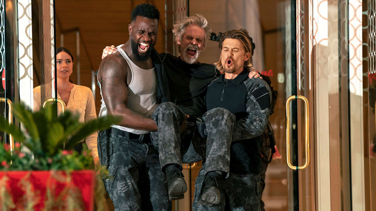 Nudité et inconscience dans “Obliterated” sur Netflix : le rôle parfait pour C. Thomas Howell