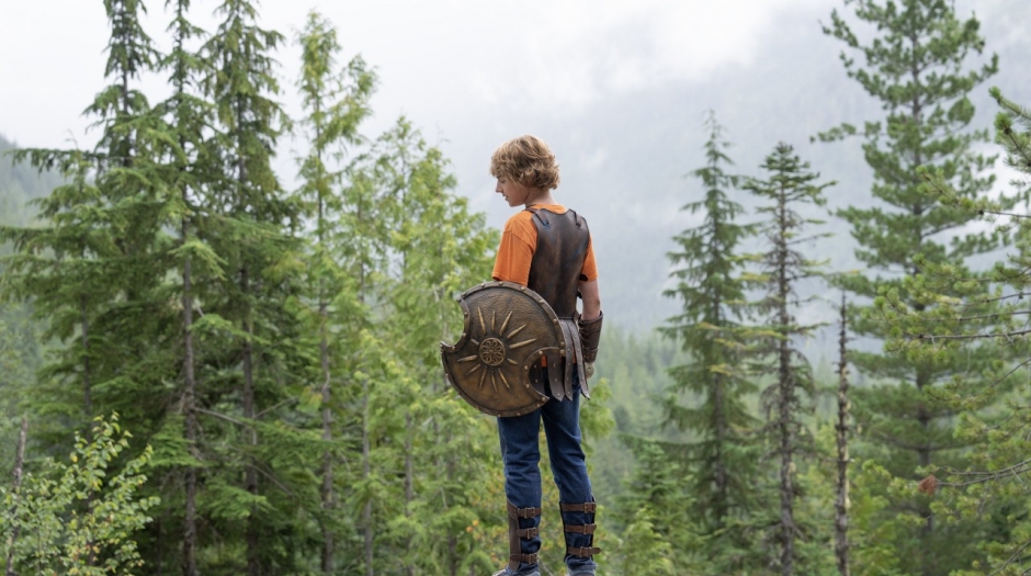 Percy Jackson et les Olympiens : Un demi-dieu enfant sur le devant de la scène LED