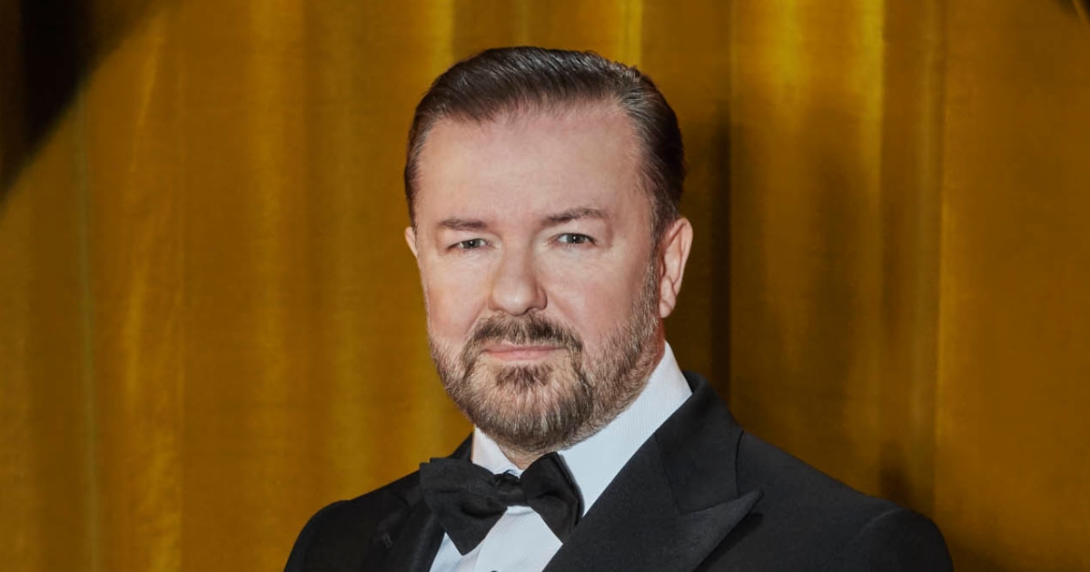 Ricky Gervais réagit aux appels pour supprimer une blague controversée de son spectacle sur Netflix