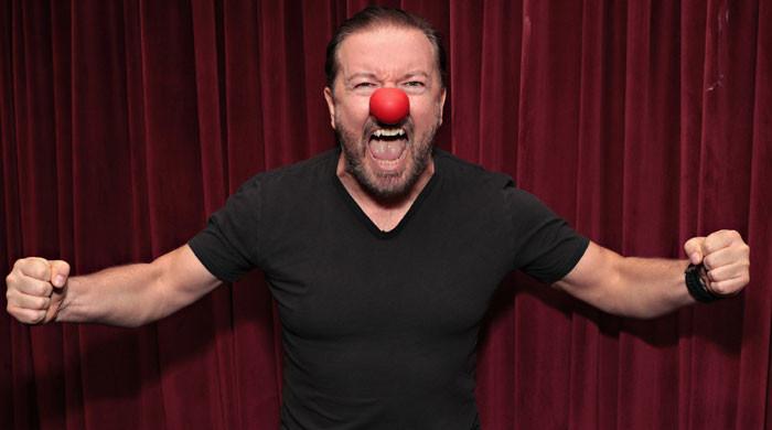 Ricky Gervais répond aux détracteurs avec son style face à la fureur de son spectacle Netflix