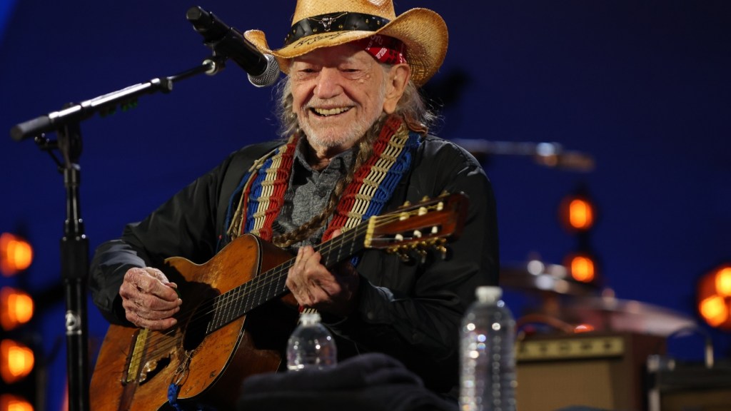Sortie et bande-annonce de la série documentaire sur Willie Nelson sur Paramount+ – The Hollywood Reporter