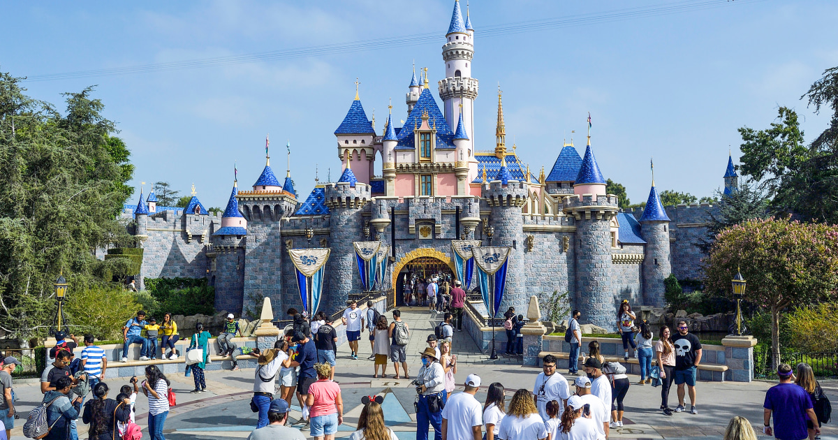 Une famille achète 10 000$ de cartes-cadeaux pour Disney+ par erreur