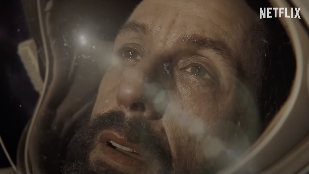 Adam Sandler incarne un astronaute dans un film de science-fiction sur Netflix
