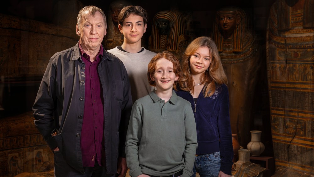 Adaptation en série par Nordic Drama Queens : Le Scarabée vole au crépuscule