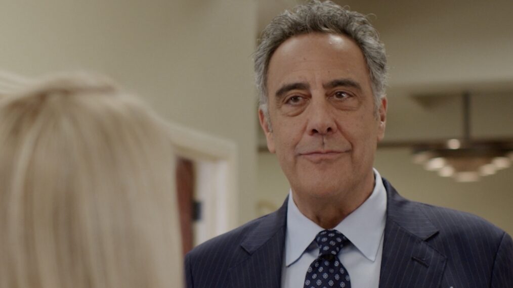 Aperçu de Brad Garrett dans la promo de la saison 2 de la comédie de Gina Rodriguez (VIDEO)
