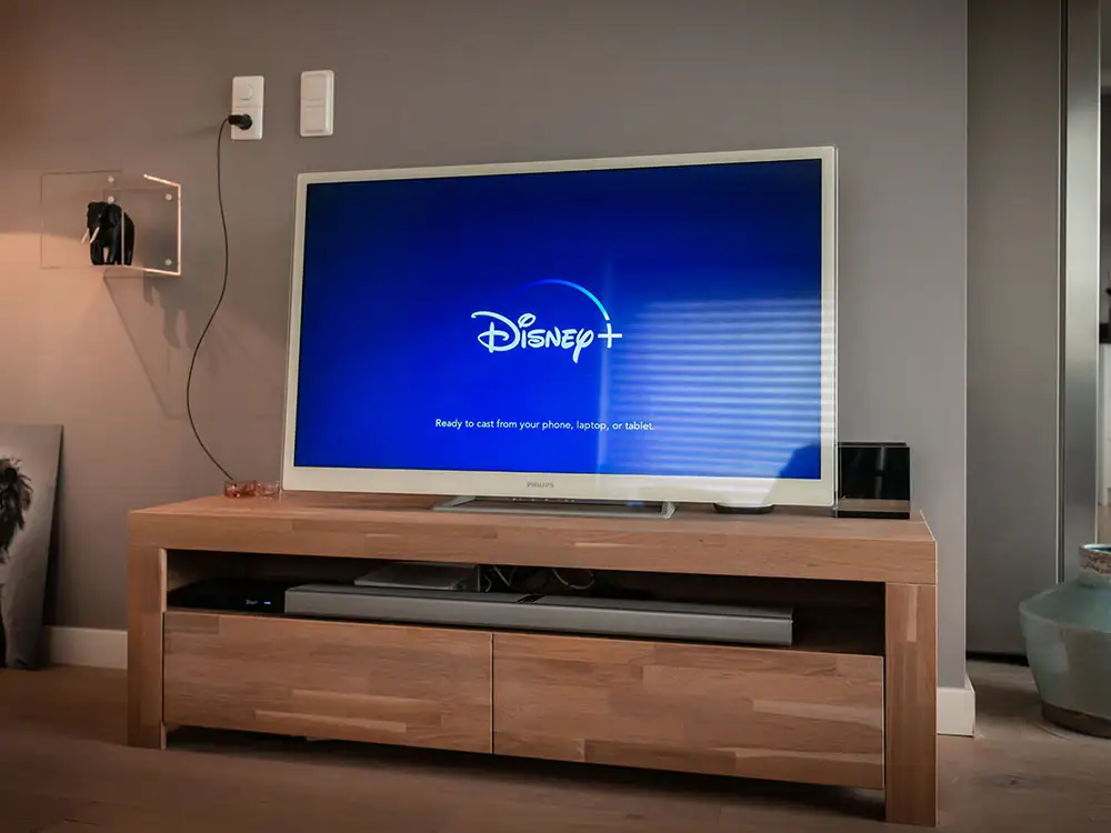Ex-partenaire transforme le compte Disney+ de jeunes femmes en attaque personnelle profondément offensante