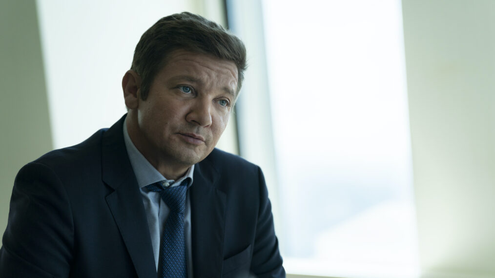 Jeremy Renner sur le plateau : photo exclusive