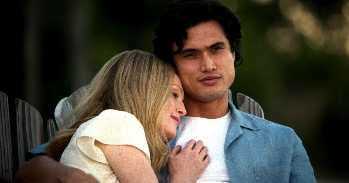 La série ‘May December’ sur Netflix exploite l’histoire de Vili Fualaau