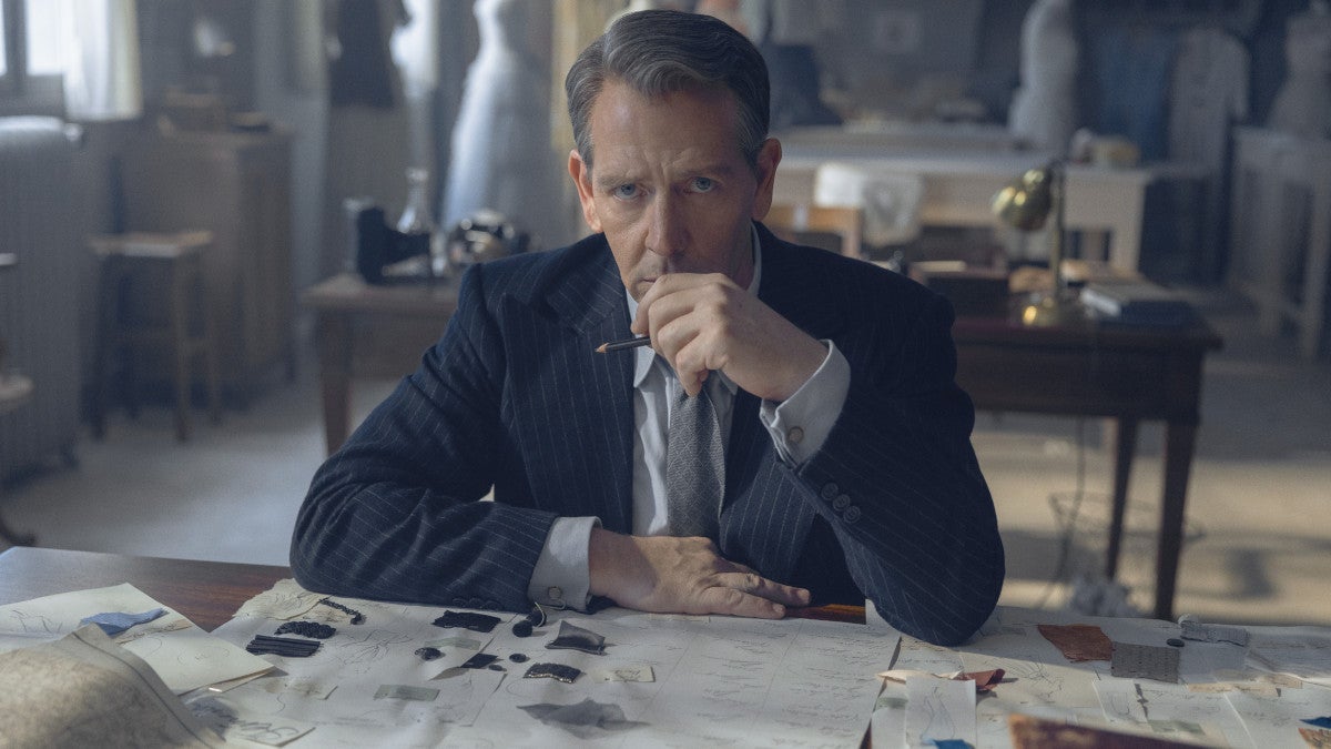 Le duel entre Christian Dior et Coco Chanel dans la série Apple.
