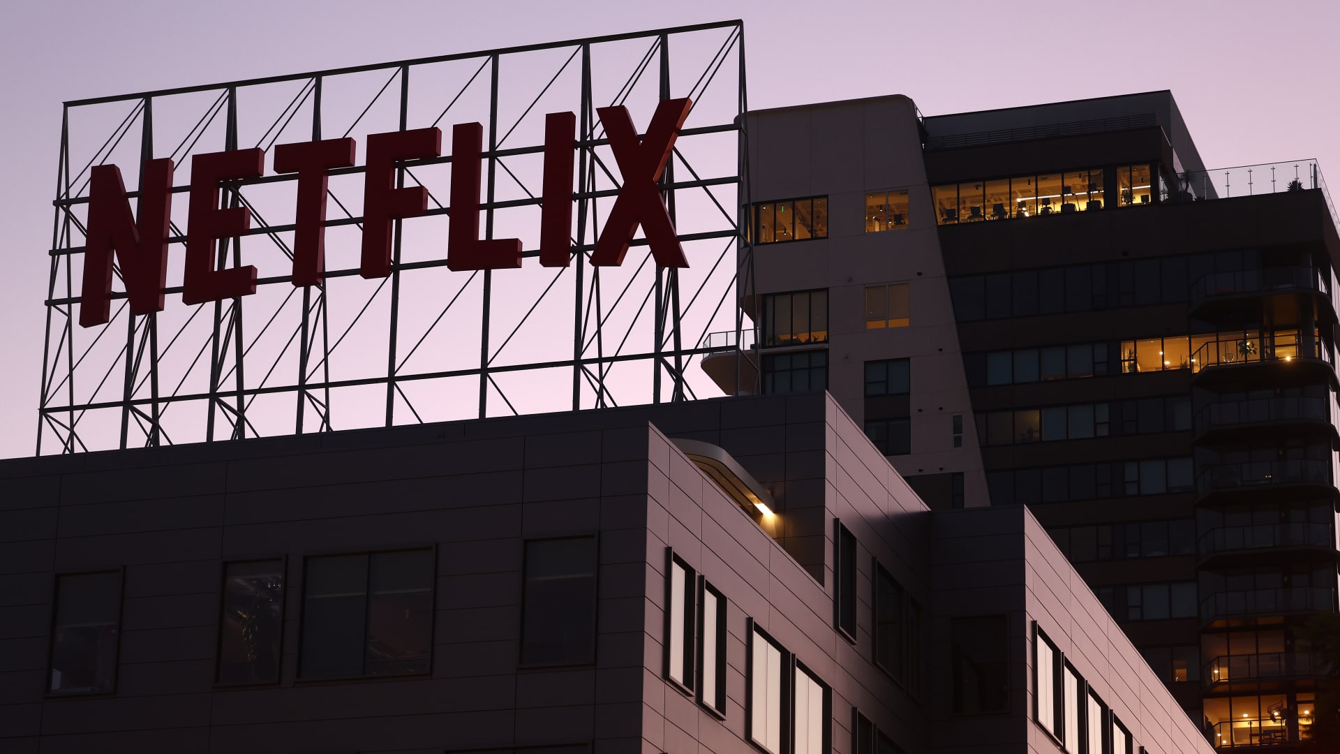 Les actions à surveiller : NFLX, CRWD, PYPL, JNPR et plus