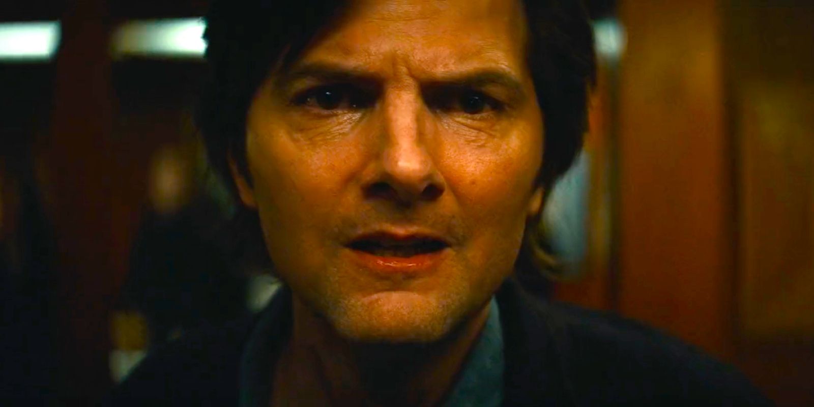 Mise à jour de la saison 2 de Severance suggérée par Apple avec une image d’Adam Scott
