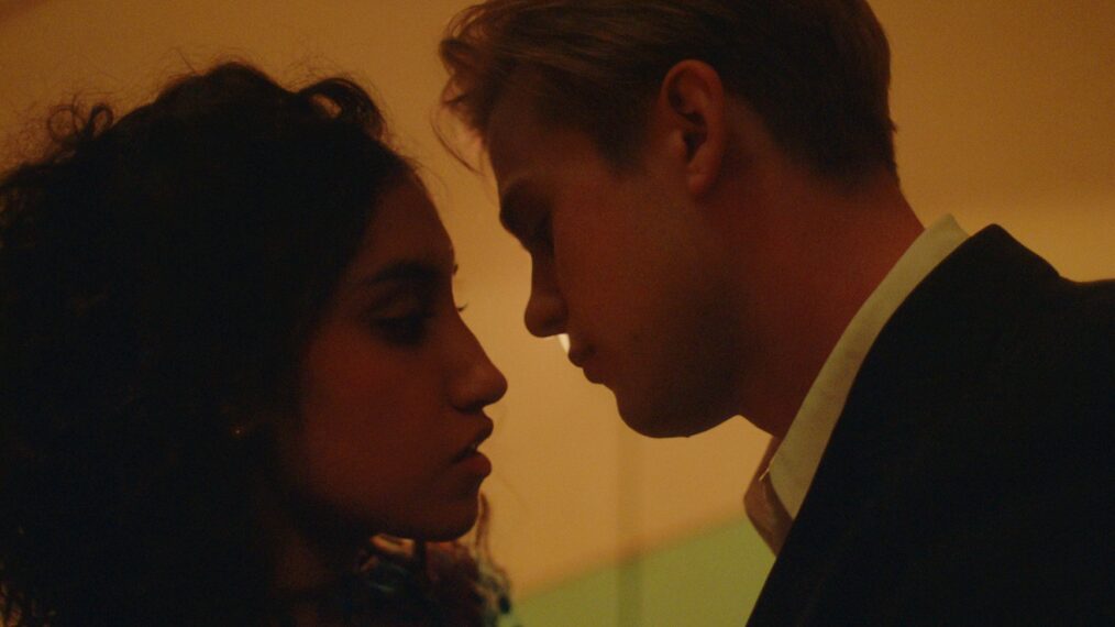 Netflix dévoile la bande-annonce d’une série limitée retraçant une histoire d’amour de 20 ans