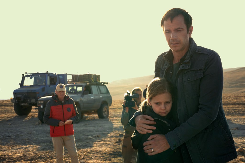 Noomi Rapace et Jonathan Banks à l’affiche – Deadline