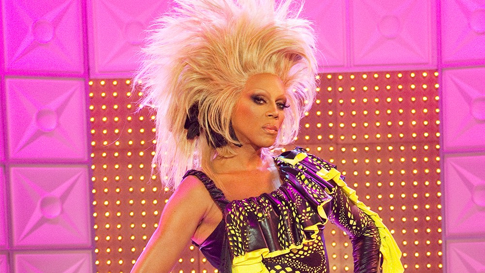 Regardez RuPaul’s Drag Race Saison 16 en ligne gratuitement