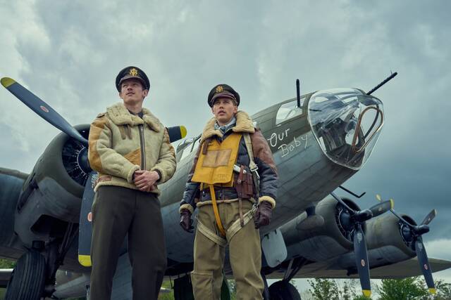 TV Talk: Masters of the Air, une histoire épiquee de la Seconde Guerre mondiale prend son envol