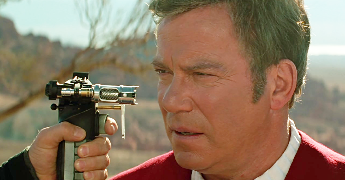 William Shatner critique les tentatives de Paramount pour effacer le souvenir de Captain Kirk