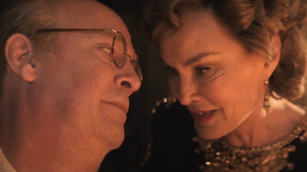 Révélation du rôle de Jessica Lange dans “Feud” – Tom Hollander dit “Elle est magnifique”