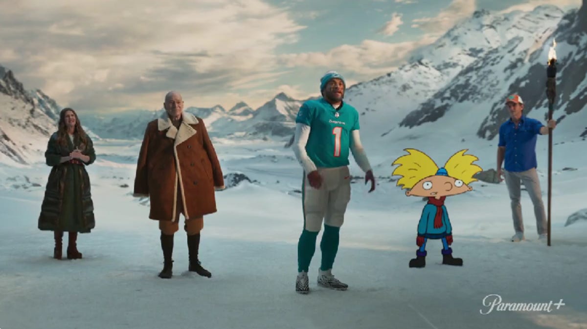 Alabama QB Tua Tagovailoa brille dans une publicité du Super Bowl 2024 pour Paramount Plus