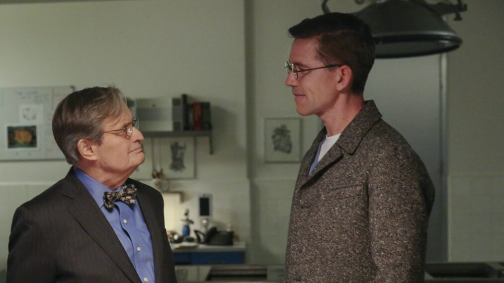 Brian Dietzen partage des souvenirs de David McCallum et parle de son hommage à Ducky