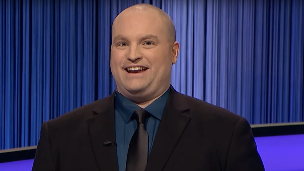 Découvrez Jared Watson interpréter le générique de Jeopardy! (VIDÉO)