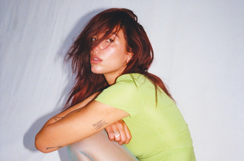 Dua Lipa et ‘Percy Jackson’ en tête du classement des meilleures chansons TV de janvier 2024