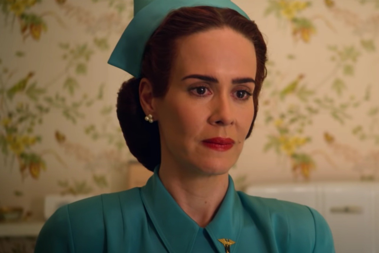 Fin de Ratched: Sarah Paulson annonce l’arrêt de la série Netflix – séries annulées et renouvelées, audiences