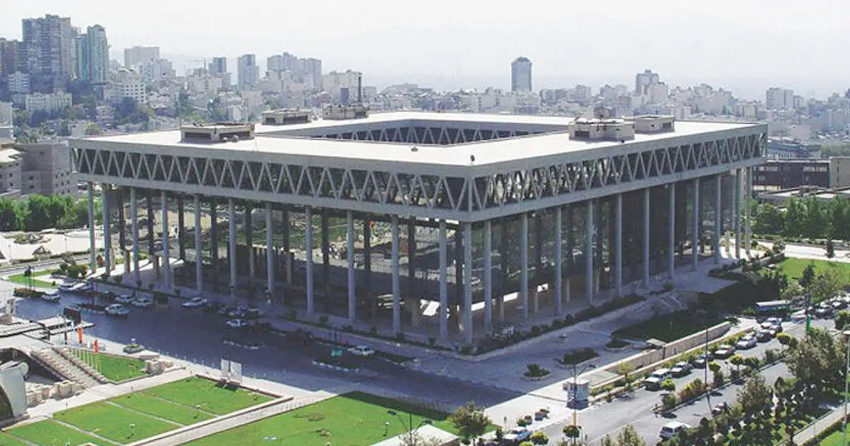 Hausse du budget de la télévision d’État en Iran malgré la baisse de popularité