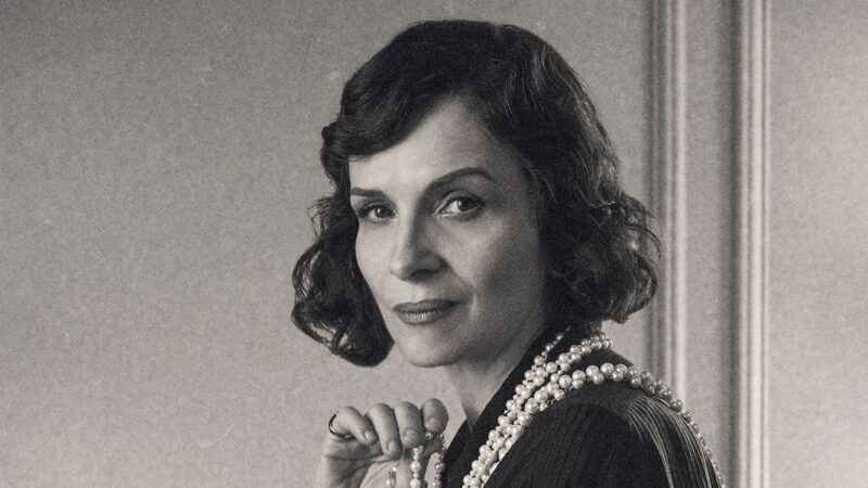 Juliette Binoche incarne Coco Chanel dans “The New Look”