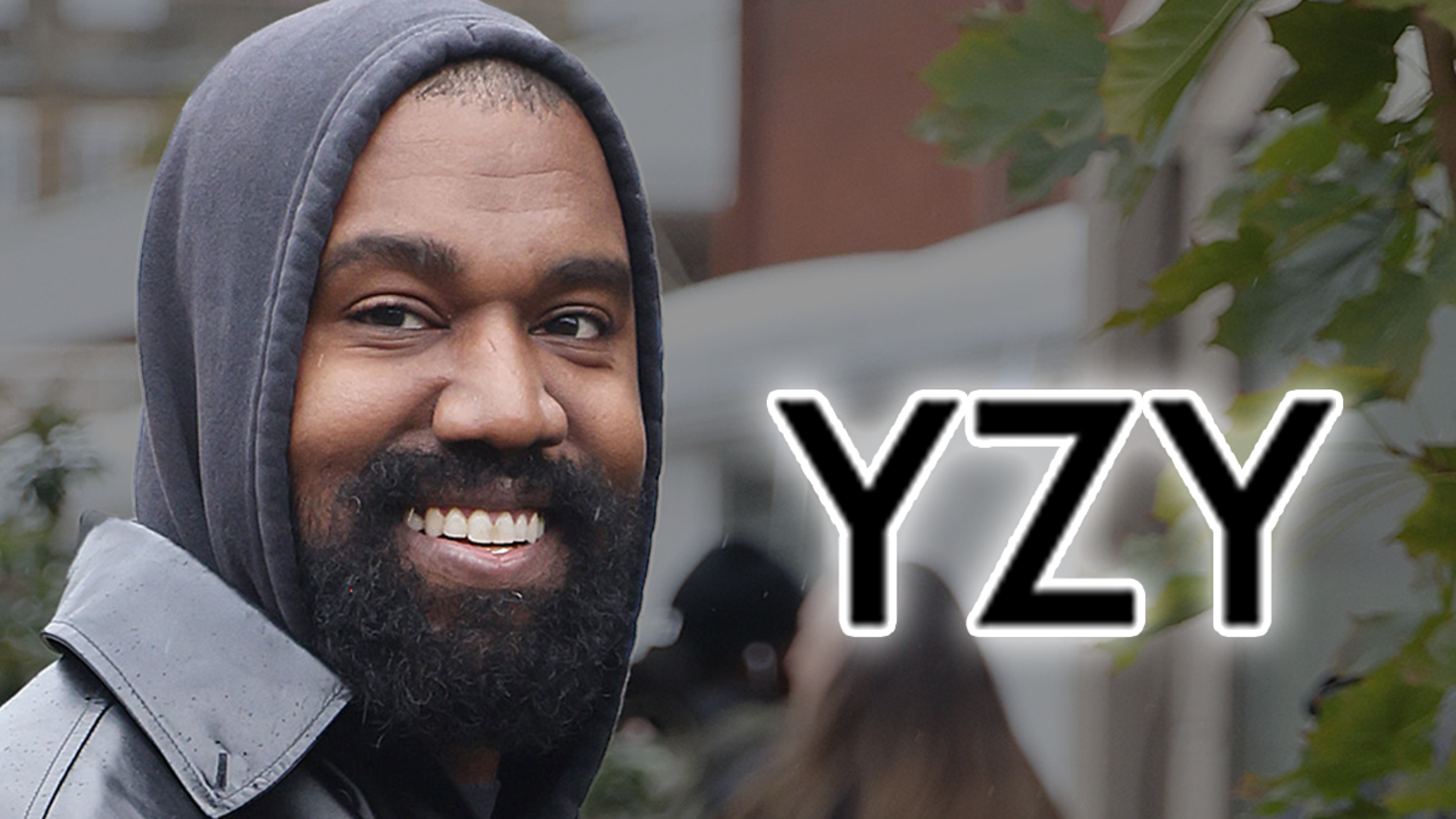 Kanye West déclare avoir réalisé 19 millions de dollars de ventes avec Yeezy après une publicité au Super Bowl