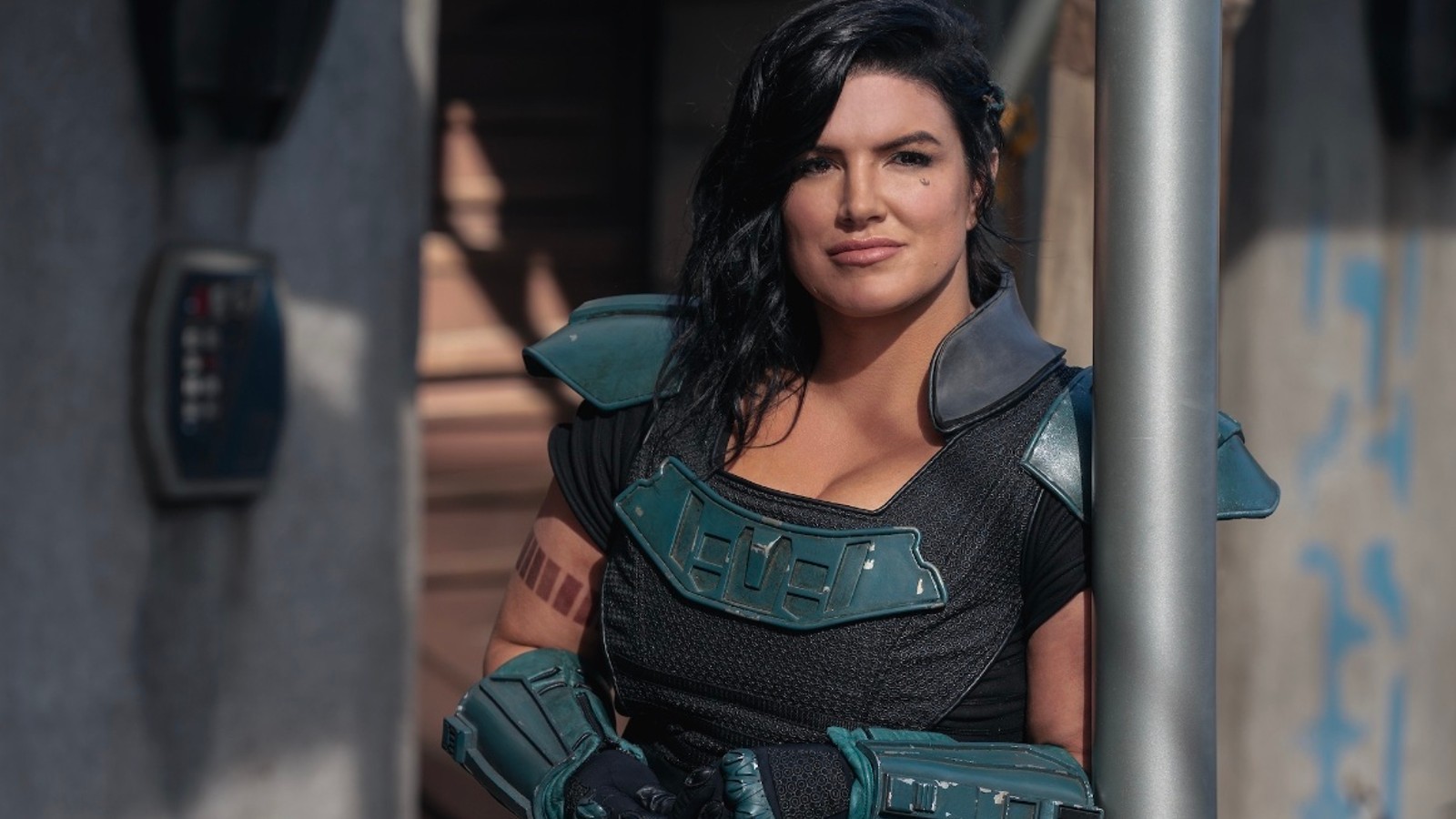 La star de The Mandalorian poursuit Disney avec l’aide d’Elon Musk
