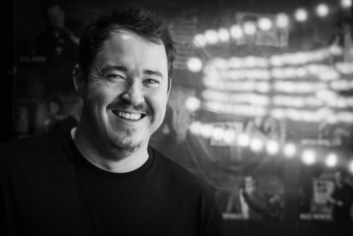 Netflix acquiert une série comique sur la réparation automobile de Shane Gillis