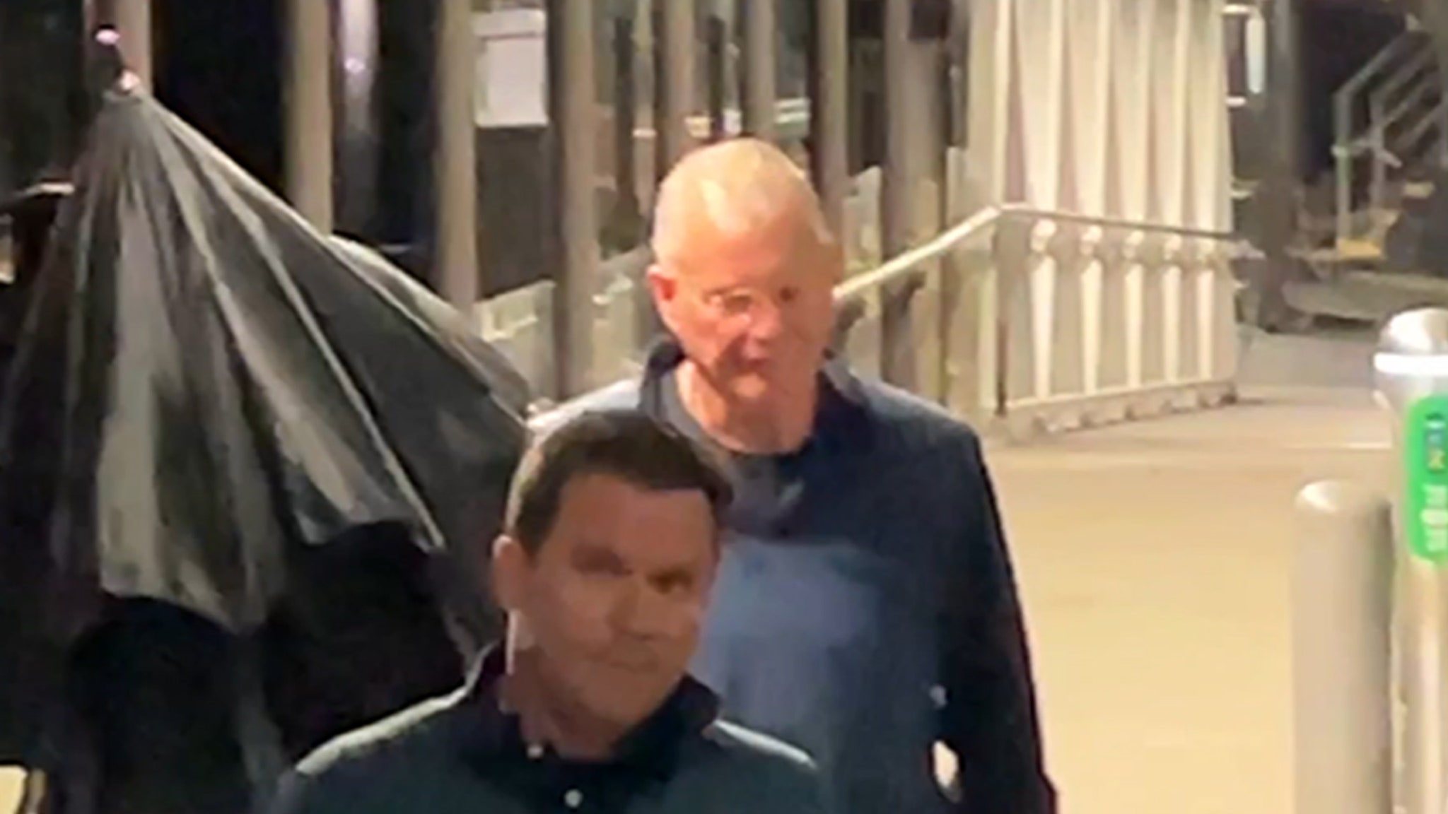 Nouveau regard sur l’incident présumé impliquant le père de Taylor Swift