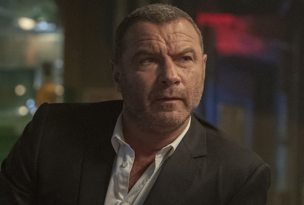 Nouveau spin-off de Ray Donovan: Les Donovans arrivent sur Paramount+ dirigés par Guy Ritchie
