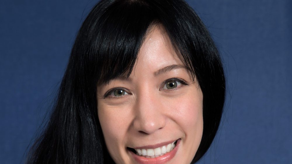 Nouveau thriller avec Simu Liu sur Peacock co-showrunné par Jennifer Yale