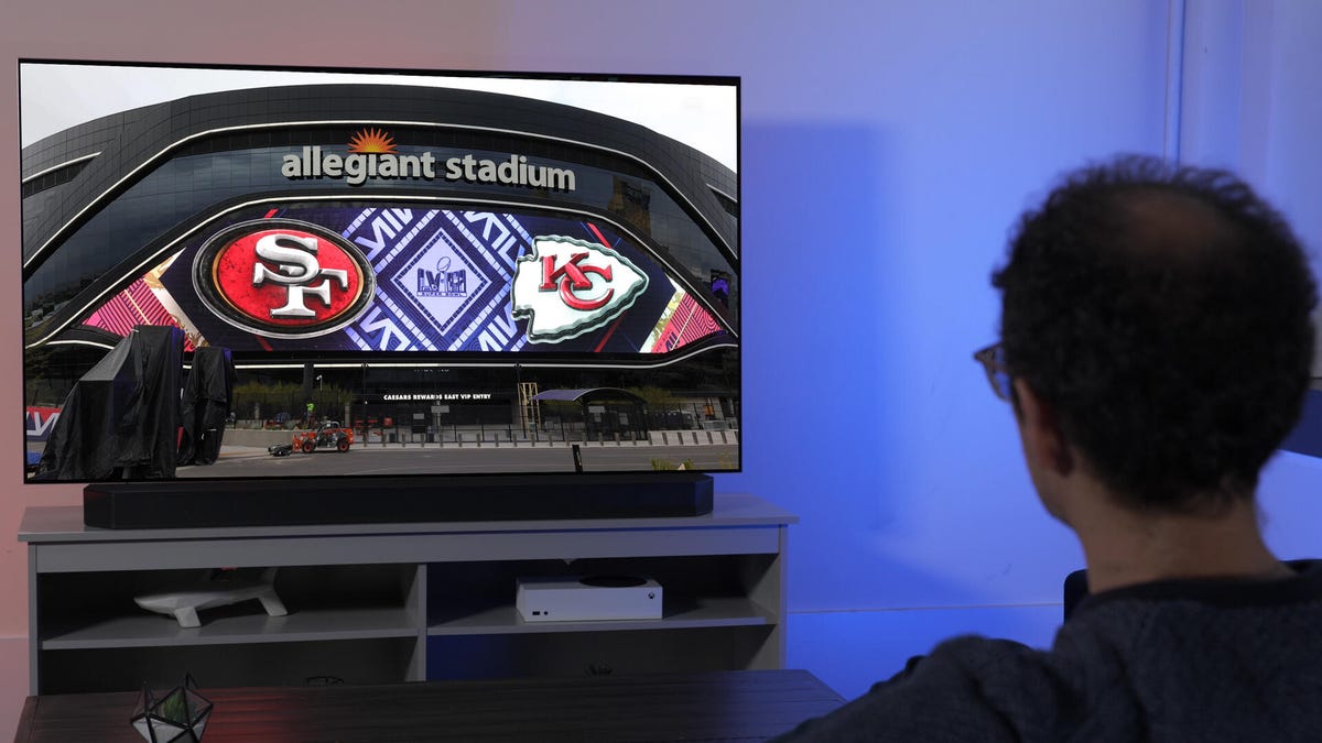 Préparez votre TV pour le grand match : Conseils pour un setup Super Bowl – Vidéo