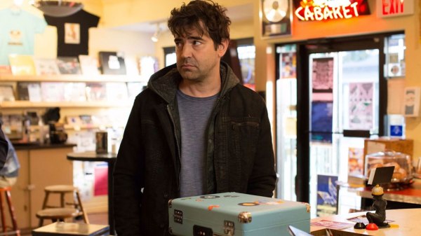 Série ‘Loudermilk’ trouve son public sur Netflix, en espérant une saison 4