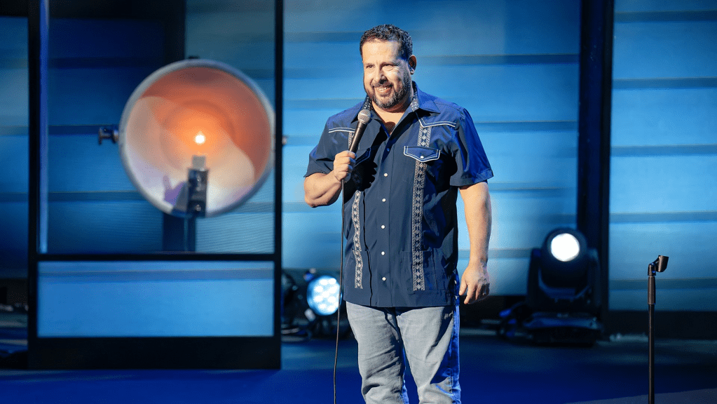Steve Treviño Special “A Simple Man” annonce sa date de première sur Netflix