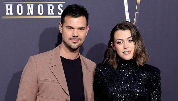 Taylor Lautner porte hilarant la robe de sa femme Tay dans une nouvelle vidéo : à voir – Hollywood Life