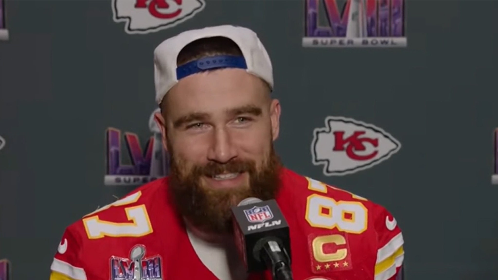 Travis Kelce doute de la présence de Taylor Swift au Super Bowl