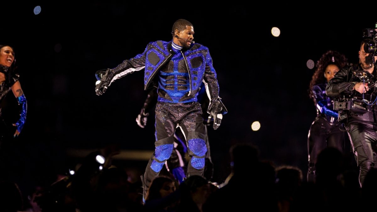 Usher et Apple Music dévoilent un court métrage sur le spectacle de la mi-temps du Super Bowl